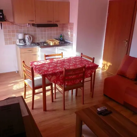 Jadranka 2 In - Istrien 17371 Apartament